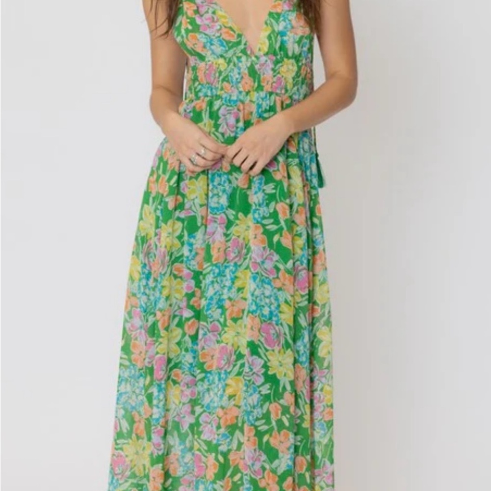 En Creme Green Floral Chiffon Shoulder-Tie Maxi Dress